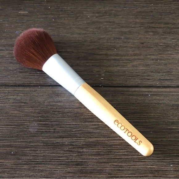 Eco Tools By: Alicia Silverstone Make-up Brush: Blush Brush - Picture 1 of 1